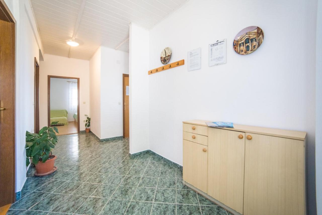Apartment Jadranka Brist Exteriér fotografie