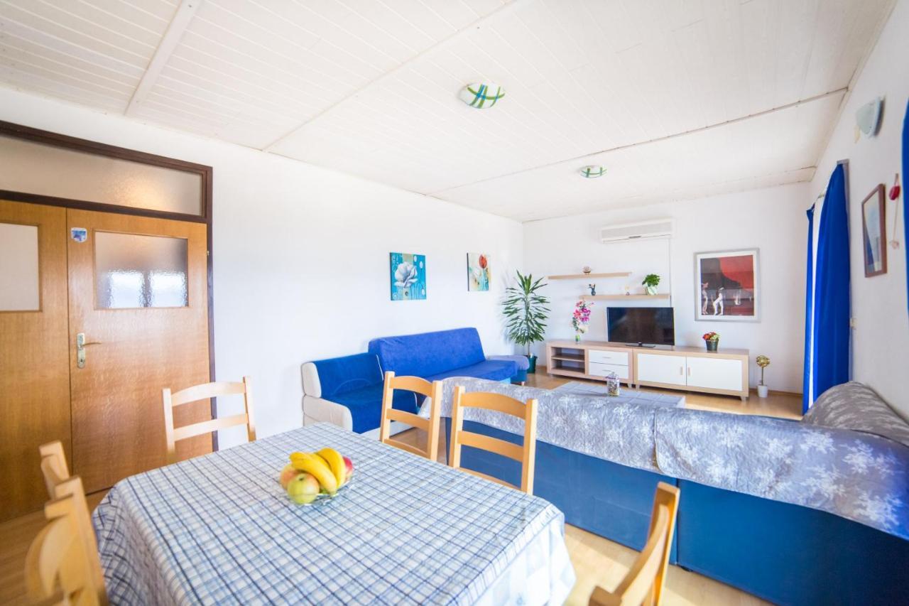 Apartment Jadranka Brist Exteriér fotografie