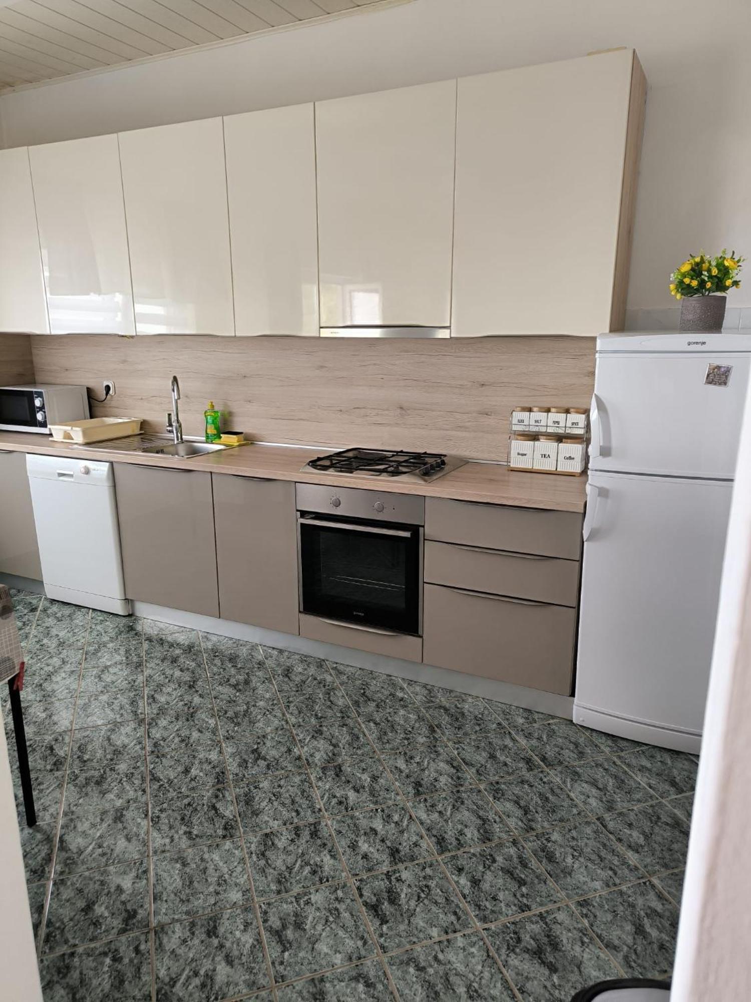 Apartment Jadranka Brist Exteriér fotografie